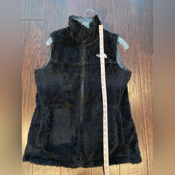The North Face Reversible Vest - Picture 7 of 9